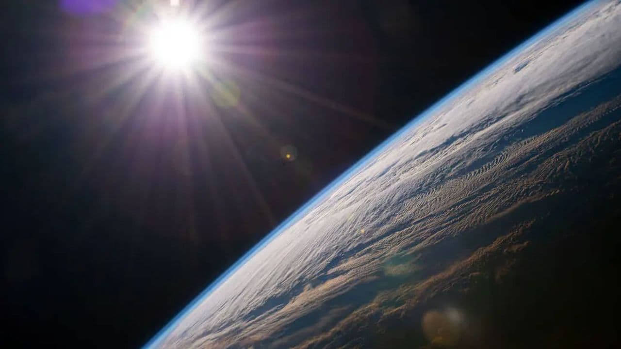Earth may survive the sun's death after all, new study suggests