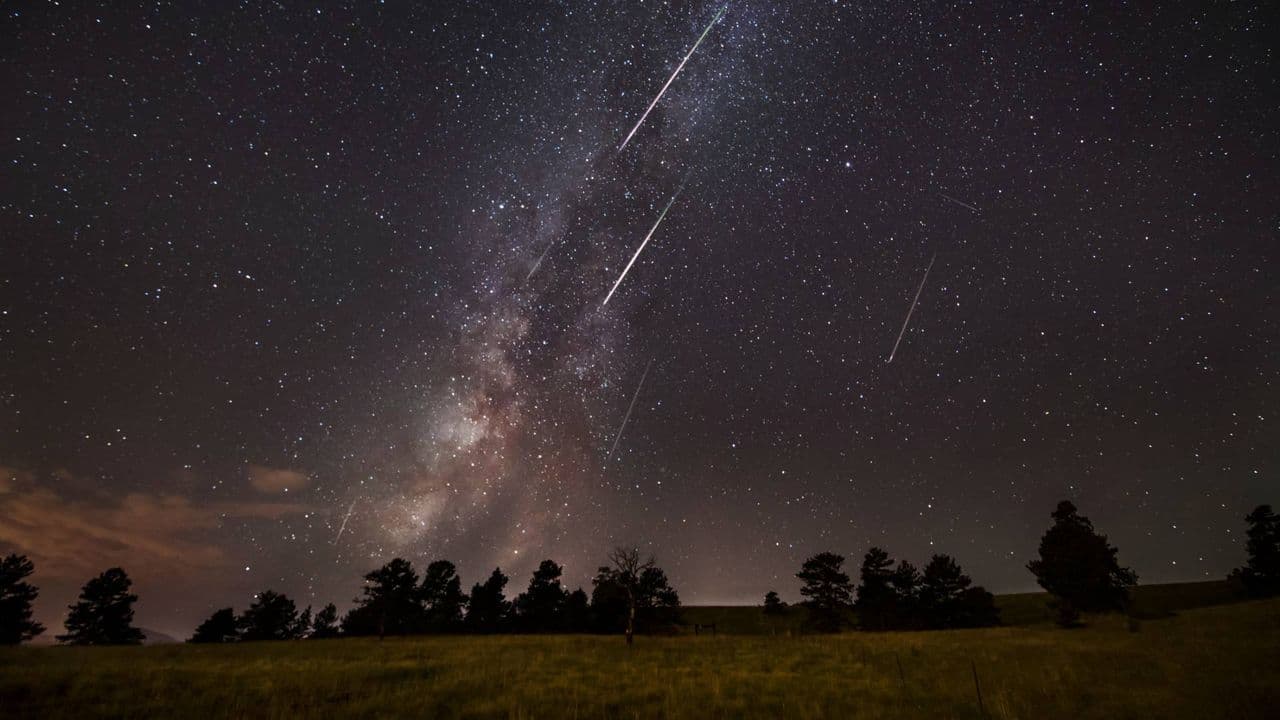 10 places in the US and Canada to see August's partial solar eclipse and Perseid meteor shower in 1 trip