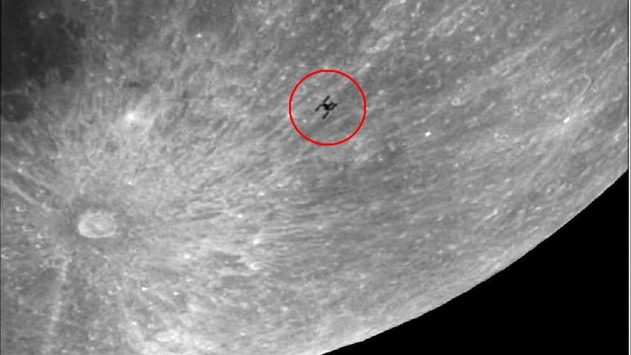 Watch China's Tiangong space station cross the moon in stunning amateur footage