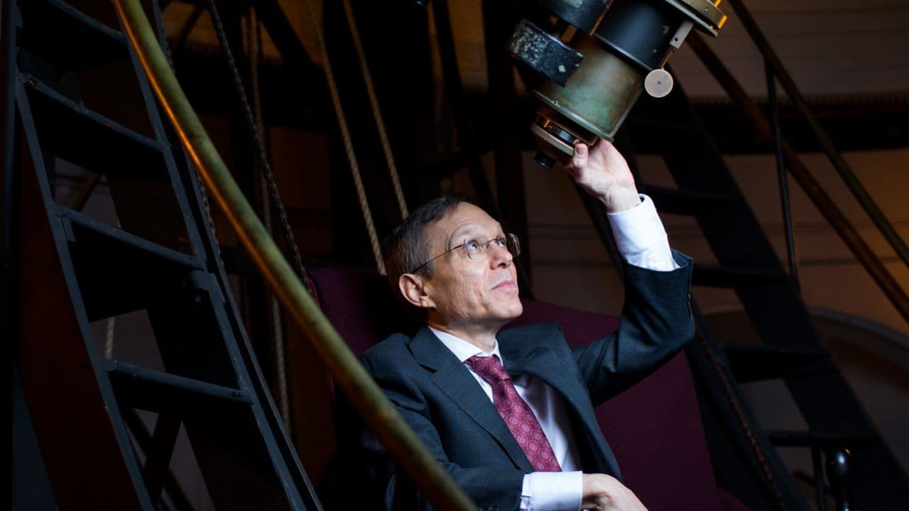 White House appoints Harvard astronomer Avi Loeb to lead new UFO study group