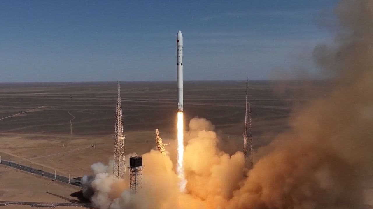 China launches debut mission of Falcon 9-like rocket with no advance notice (video)
