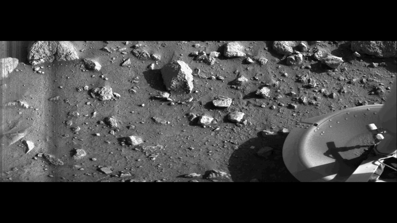 Our 1st-ever up-close look at the Martian surface | Space photo of the day for July 22, 2026