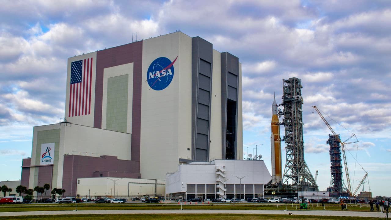 NASA's aging infrastructure can't handle Artemis launches without $1 billion in upgrades, watchdog warns