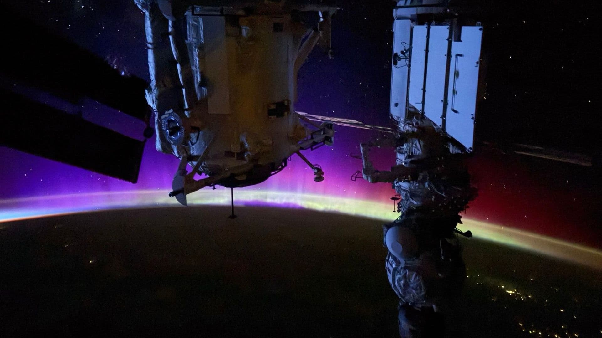 Astronaut captures mesmerizing auroras with iPhone from ISS | Space photo of the day for Oct. 13, 2026