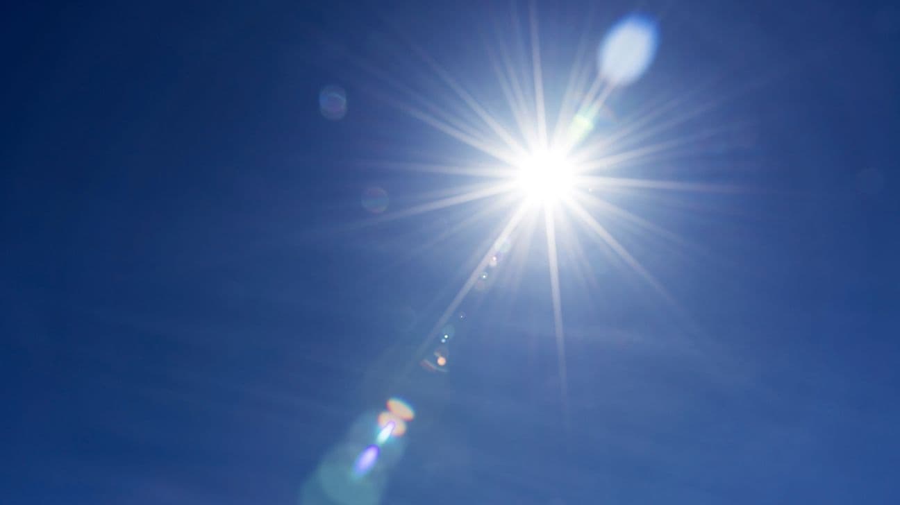 Taking a GLP-1 Like Ozempic? These Health Risks Are Higher in the Heat