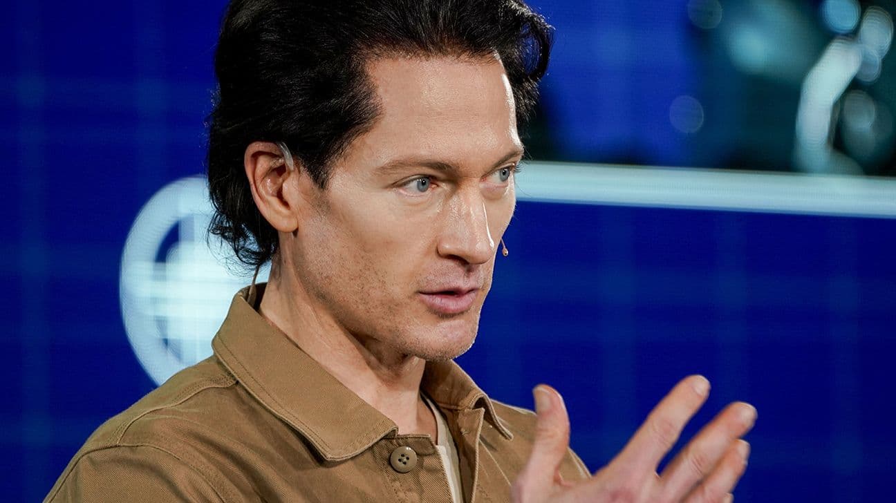 Longevity ‘Guru’ Bryan Johnson Reveals Autoimmune Gastritis Diagnosis: Early Signs, Symptoms
