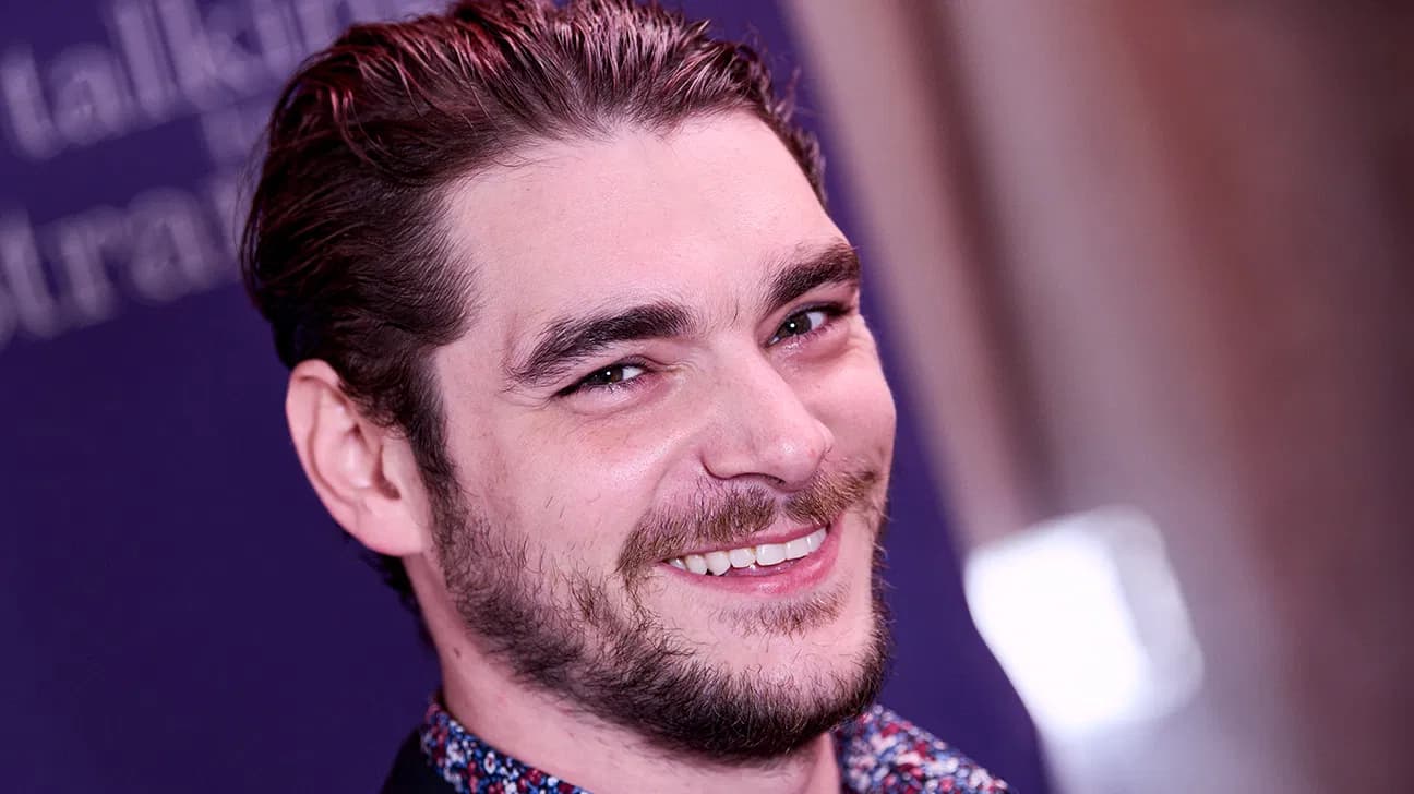 RJ Mitte's Death Highlights Mental Health Challenges for People With Cerebral Palsy