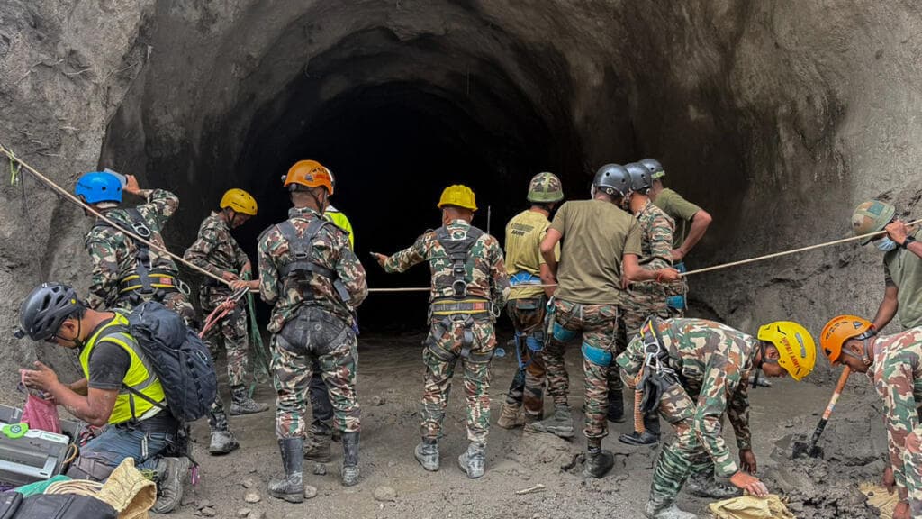 Nepal tunnel rescuers hit dead ends as they search for trapped workers
