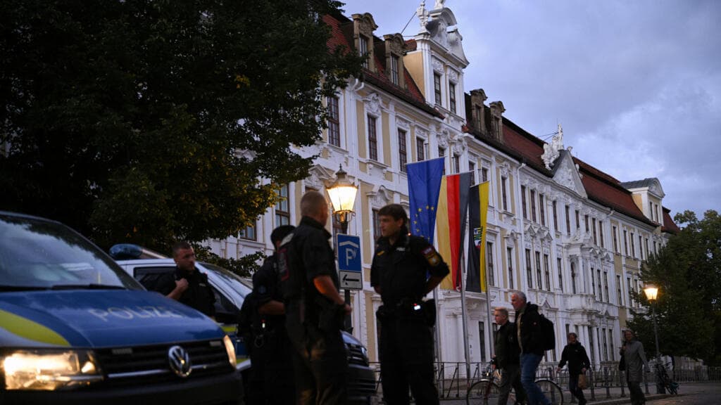 ‘Russian sleeper cell’: Can Germany’s far-right AfD be barred from sensitive intel?