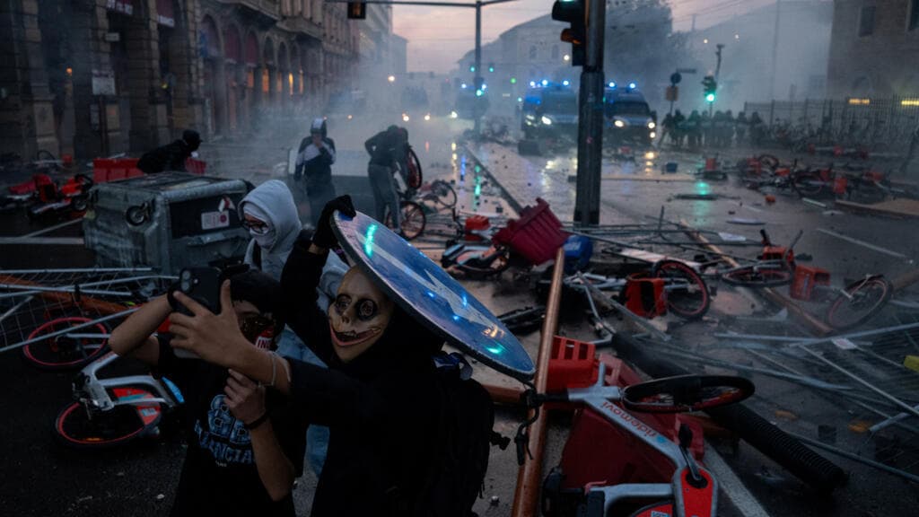 Italy deploys army and approves tougher anti-riot laws after violence