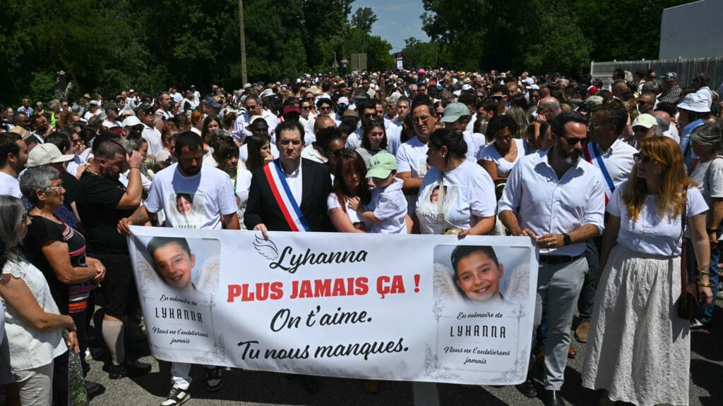 Town marches in honour of girl whose killing sparked public outcry