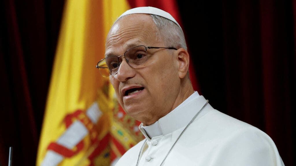 In Spain, Pope Leo focuses on opposition to war and help to migrants
