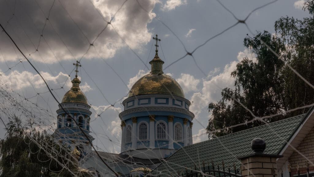 Russian strikes target Ukraine's Kharkiv and Sumy regions, killing at least six