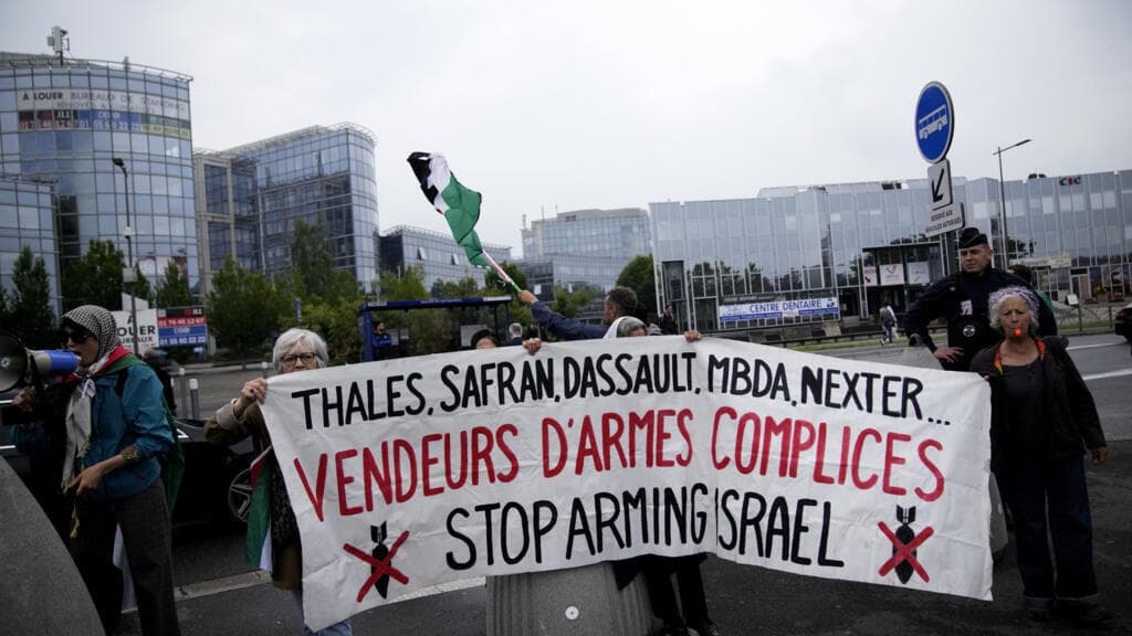 France bans Israeli offensive weapons from major defence show