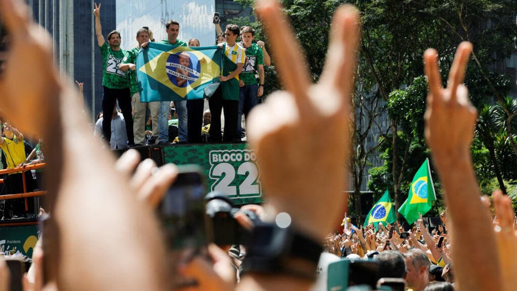 Back to the Bolsonaros? Brazil presidential run-off goes down to the wire