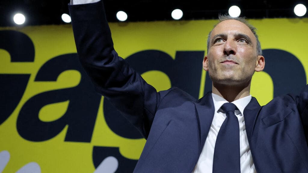 France's left fractures further as MEP launches presidential bid