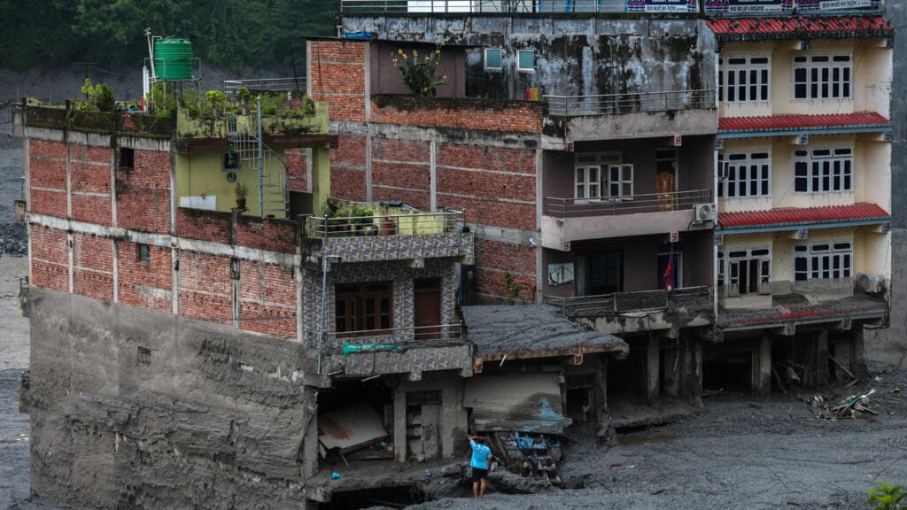 Nepal-Tibet floods live: Death toll passes 600, nearly 3,000 people still missing