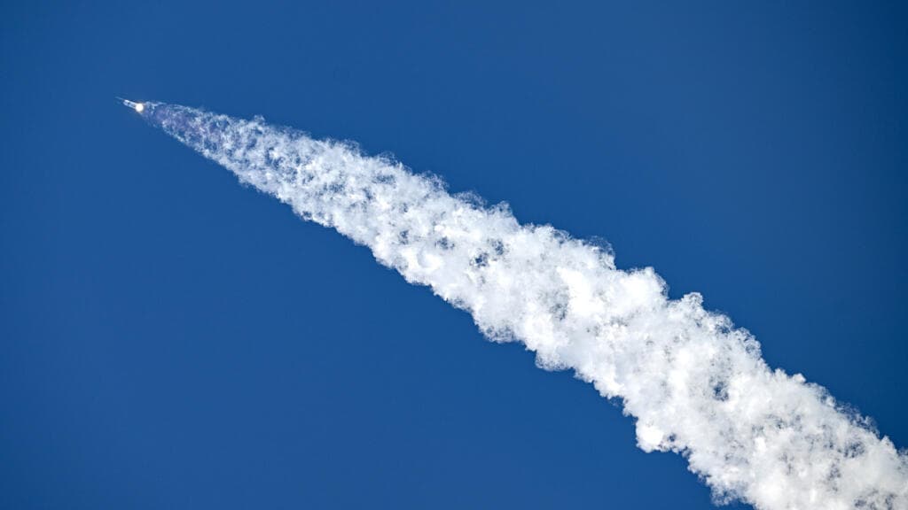 Musk's SpaceX set to make biggest ever initial public offering in US market debut