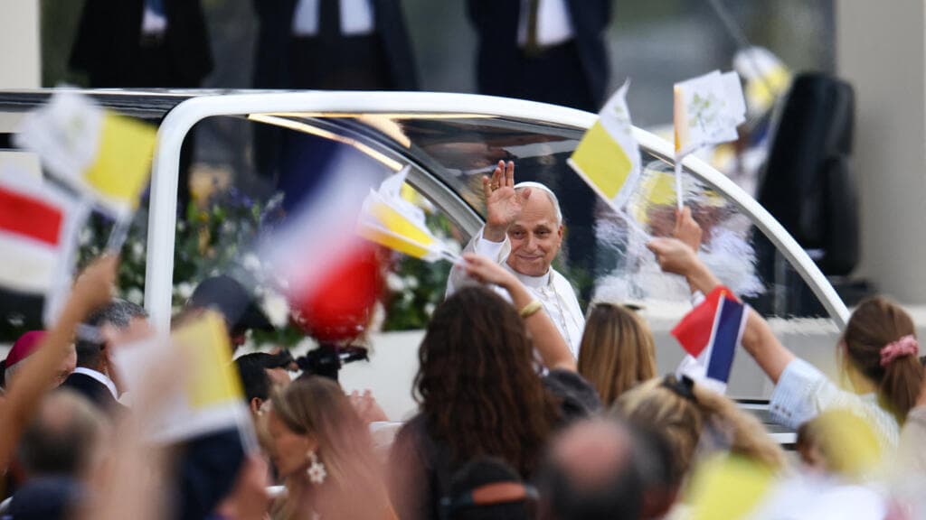 Leo XIV fills central Paris with around 600,000 people at giant outdoor Mass