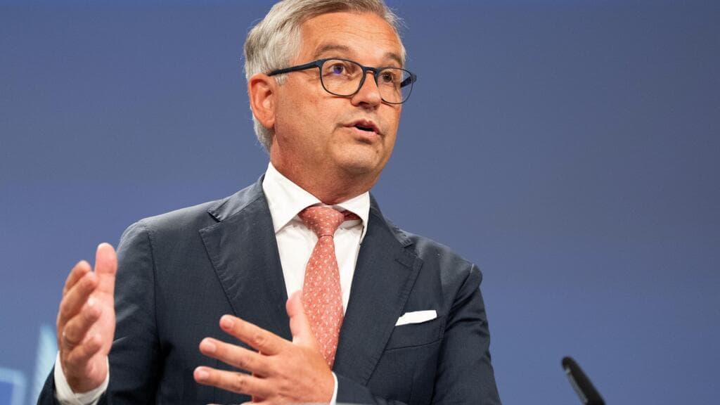 Replay: EU Commissioner for Internal Affairs and Migration addresses Ceuta incident