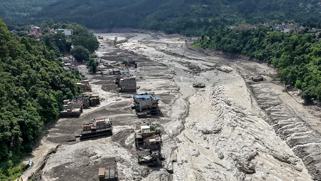How a glacier collapse may have caused Nepal-Tibet disaster