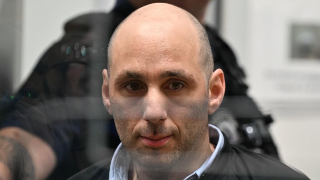 Frenchman convicted in missing body case confesses to killing his wife, lawyer says