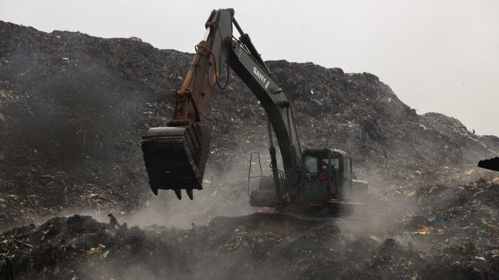 Guinea searches for survivors after landfill landslides kill 30