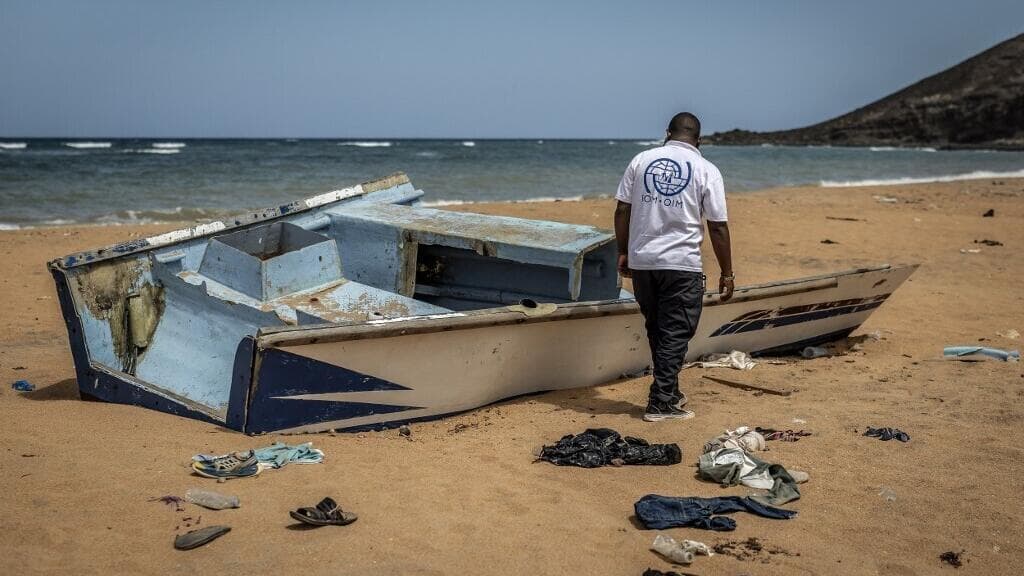 At least 109 migrants dead, more than 100 missing after boat capsizes off Djibouti