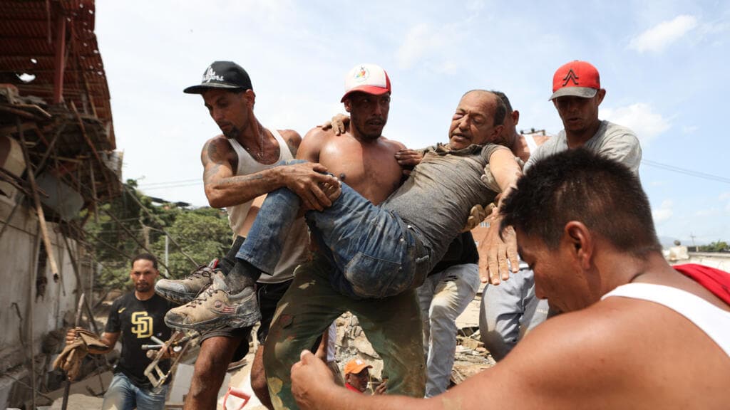 Venezuela earthquakes live: US says sending military ships, planes to provide aid to Venezuela