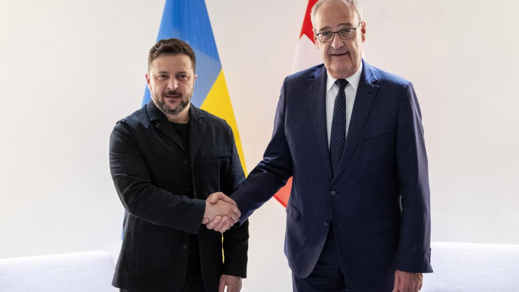 G7 leaders to meet Zelensky as Trump signals possible Ukraine breakthrough