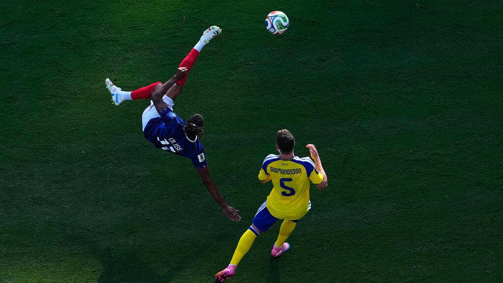 ‘A joy to watch’: World Cup fans embrace Les Bleus as Deschamps finally takes the brake off