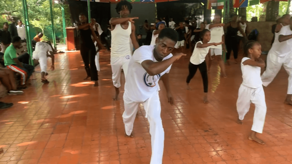 Haiti: Capoeira classes aim to promote peace