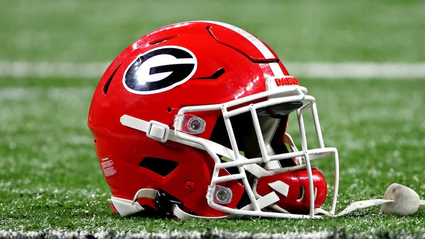 Bo Bryan commits to Georgia: Son of country music star Luke Bryan ranks as three-star QB in 2027 class