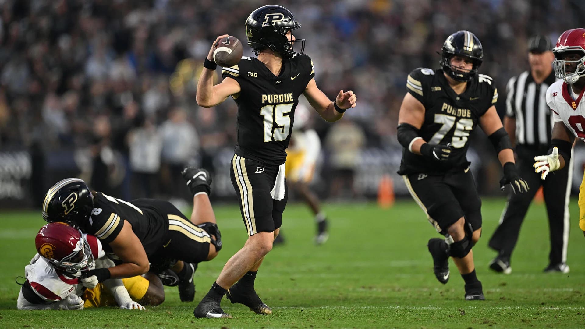 Washington vs. Purdue prediction, odds, time: Week 7 college football Friday picks from proven model