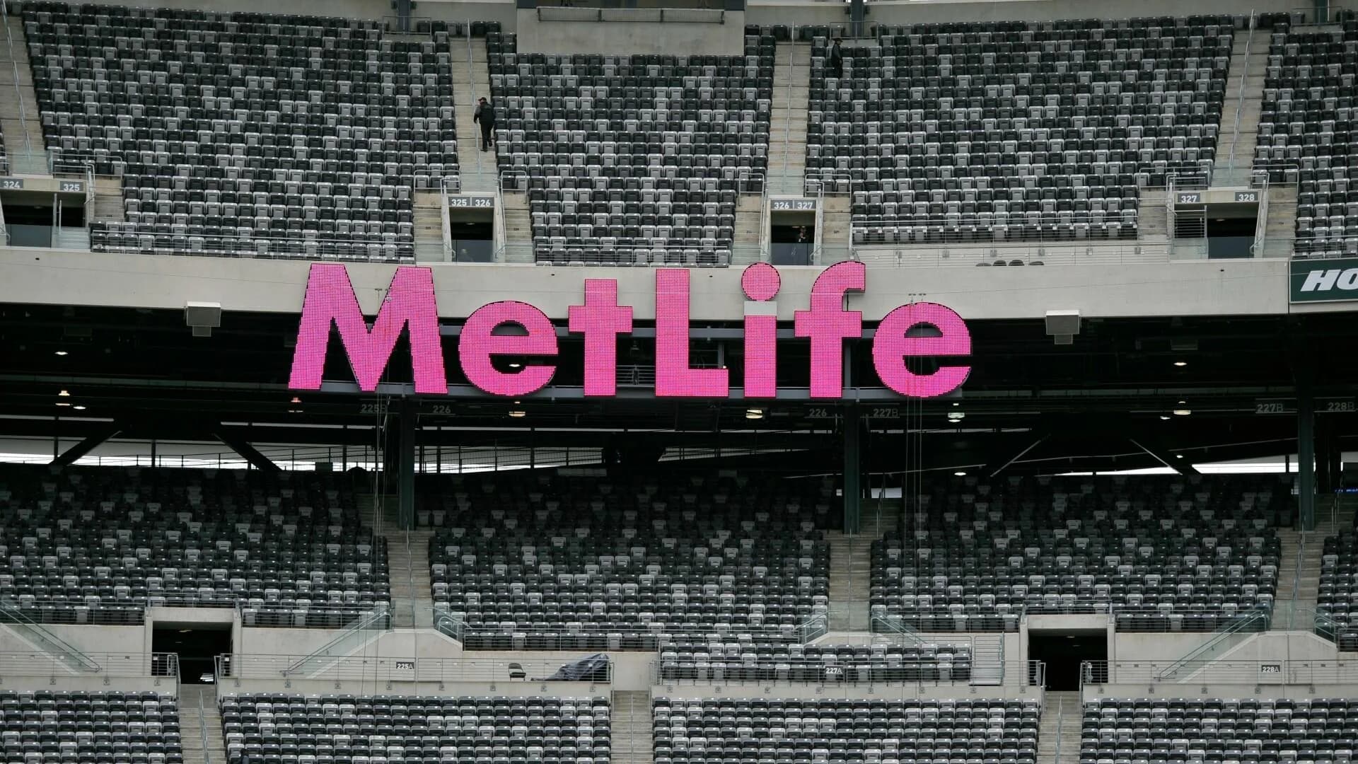 Giants-Titans weather: MetLife Stadium conditions expected to be rainy and windy for Week 3 game
