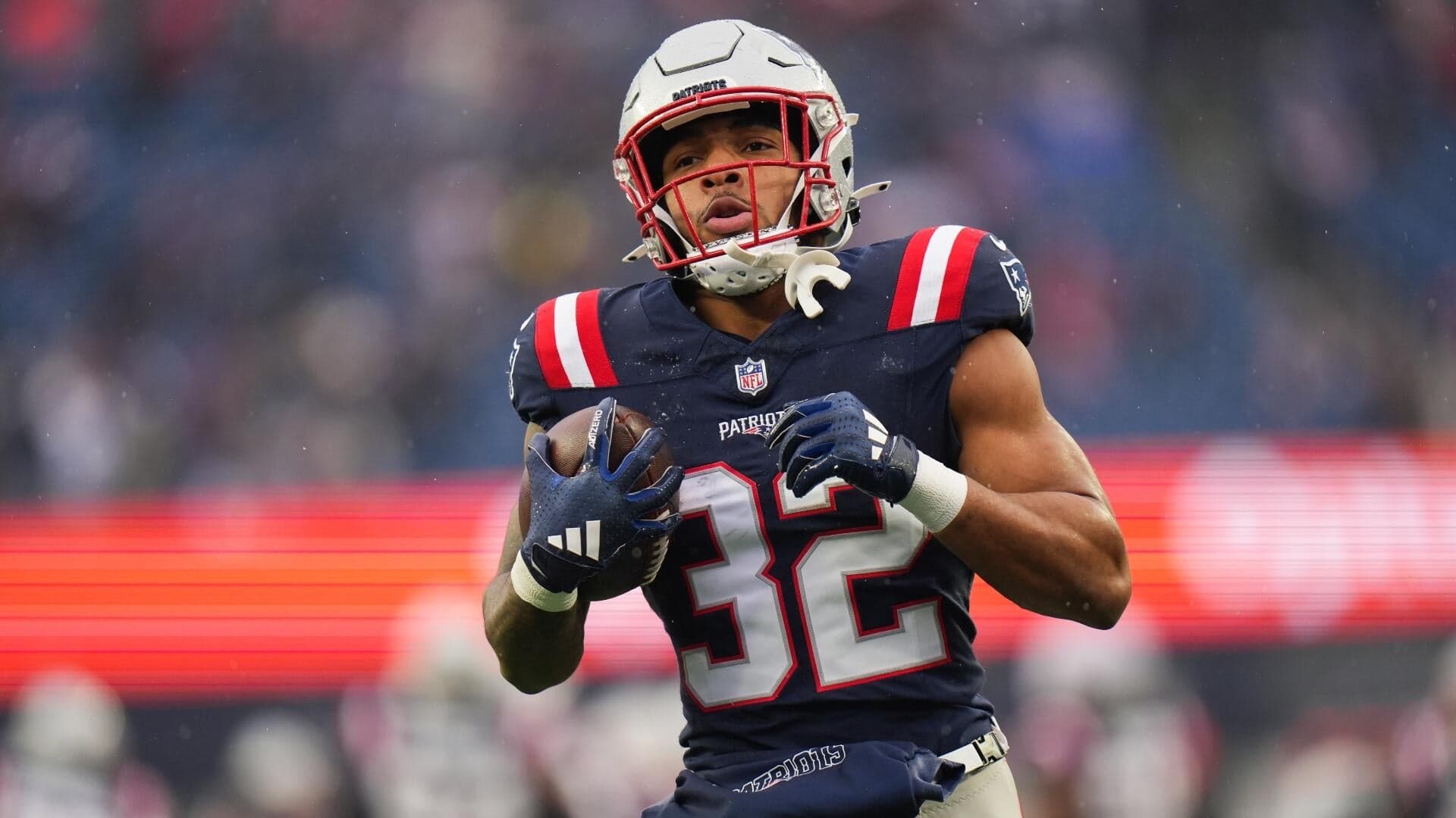 2026 Fantasy football draft prep: NFL experts reveal rankings, top 150, best rookie picks