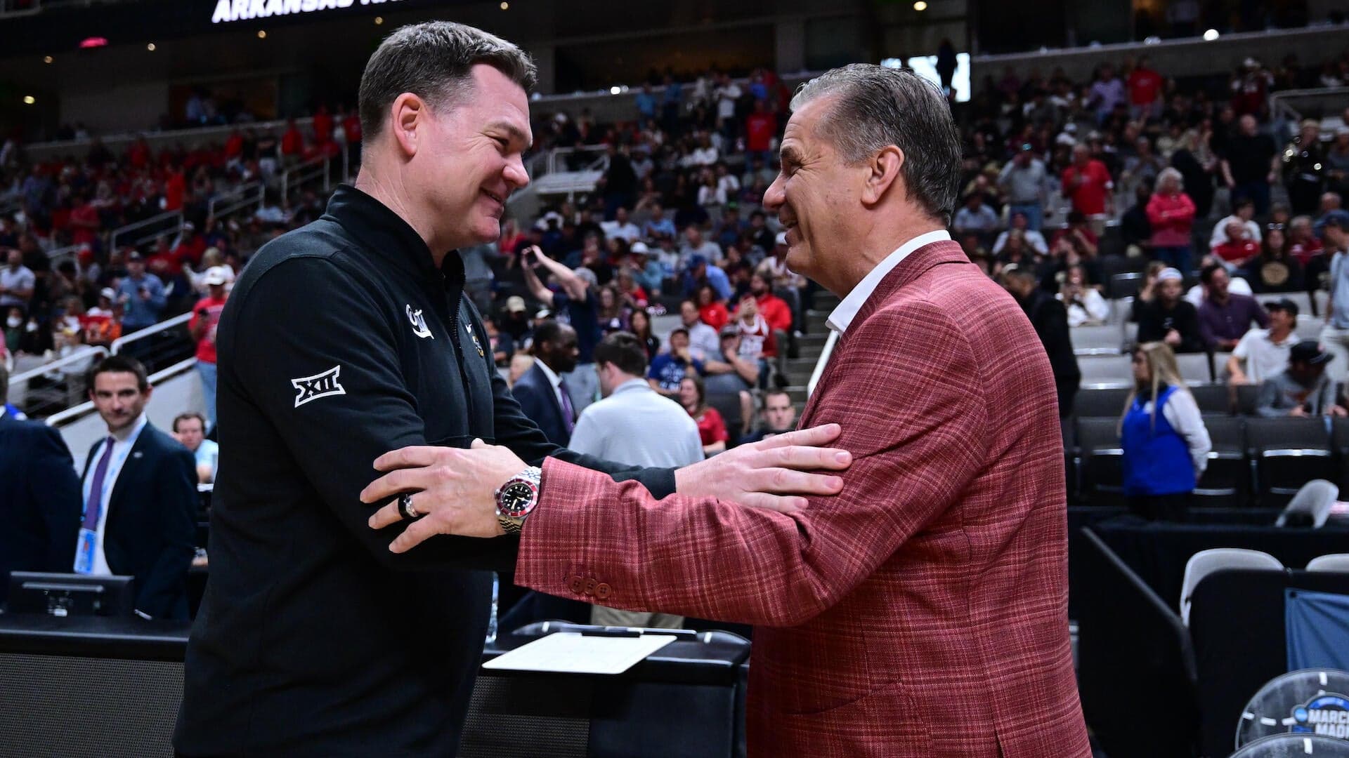 Arkansas, Arizona agree to multi-year series starting next season in Phoenix, then home-and-home in 2027, 2028