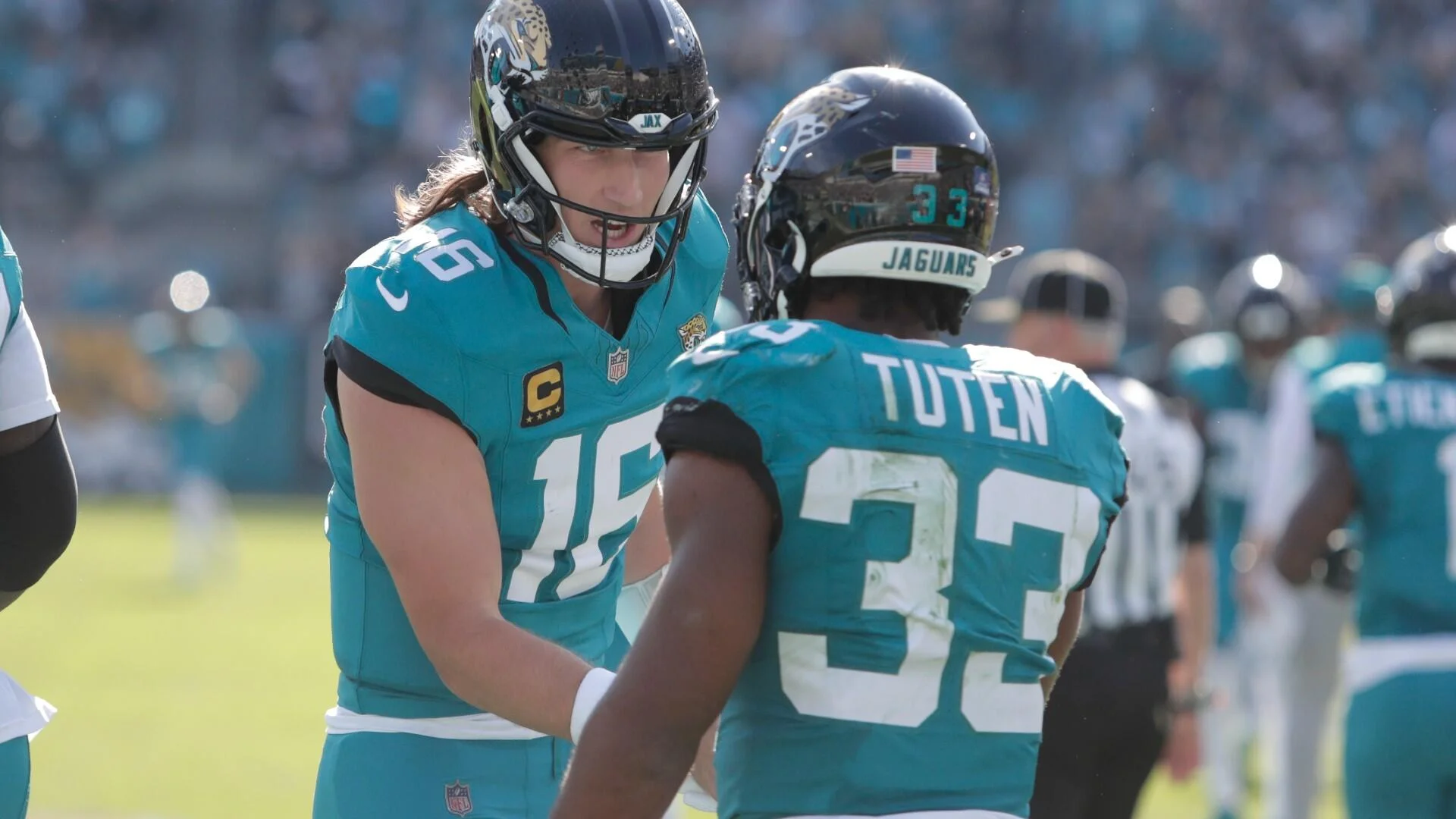 Week 1 NFL odds, lines, best bets, predictions: Computer model backs Eagles and Jaguars