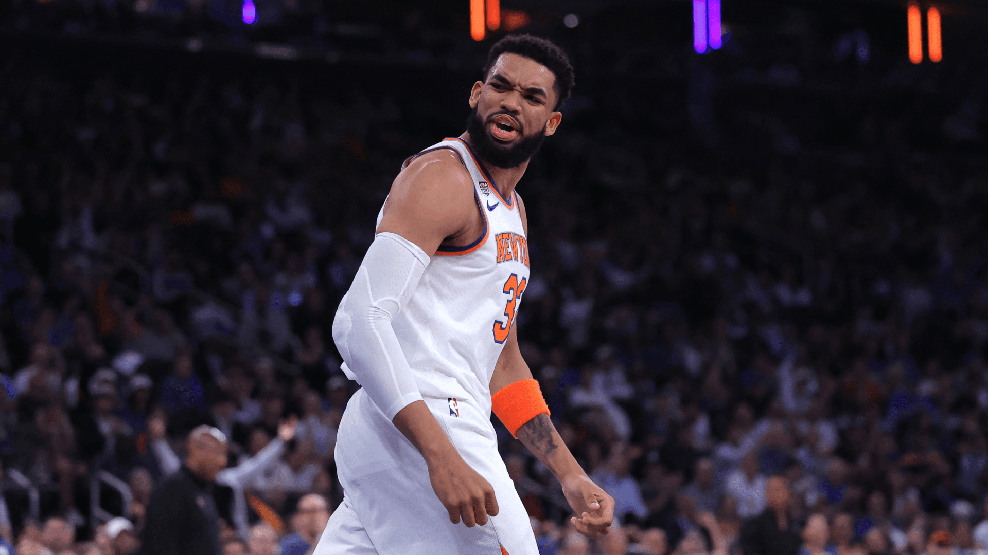 How Karl-Anthony Towns saved the Knicks' historic Game 4 comeback with the tip of a finger -- literally