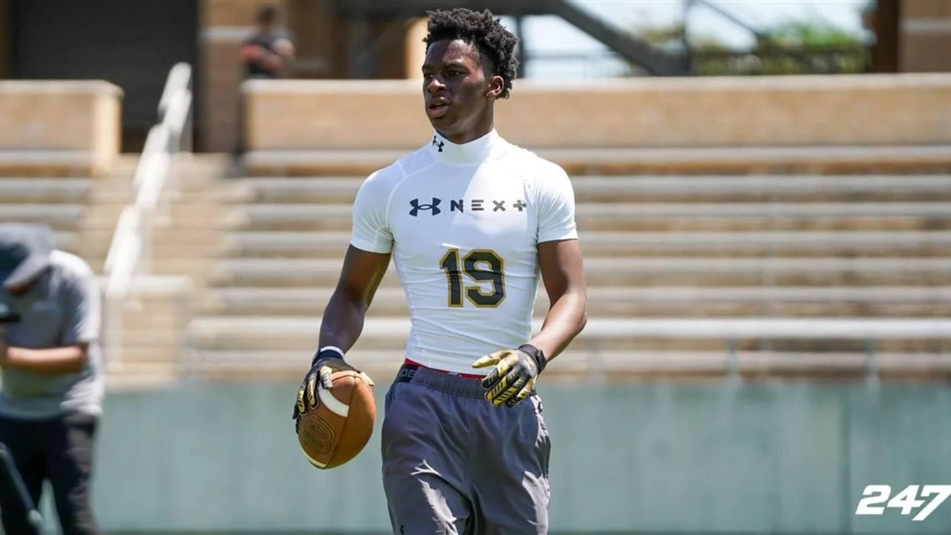 Donovan McNabb Jr commits to UNLV: Dan Mullen secures pledge from son of six-time Pro Bowler