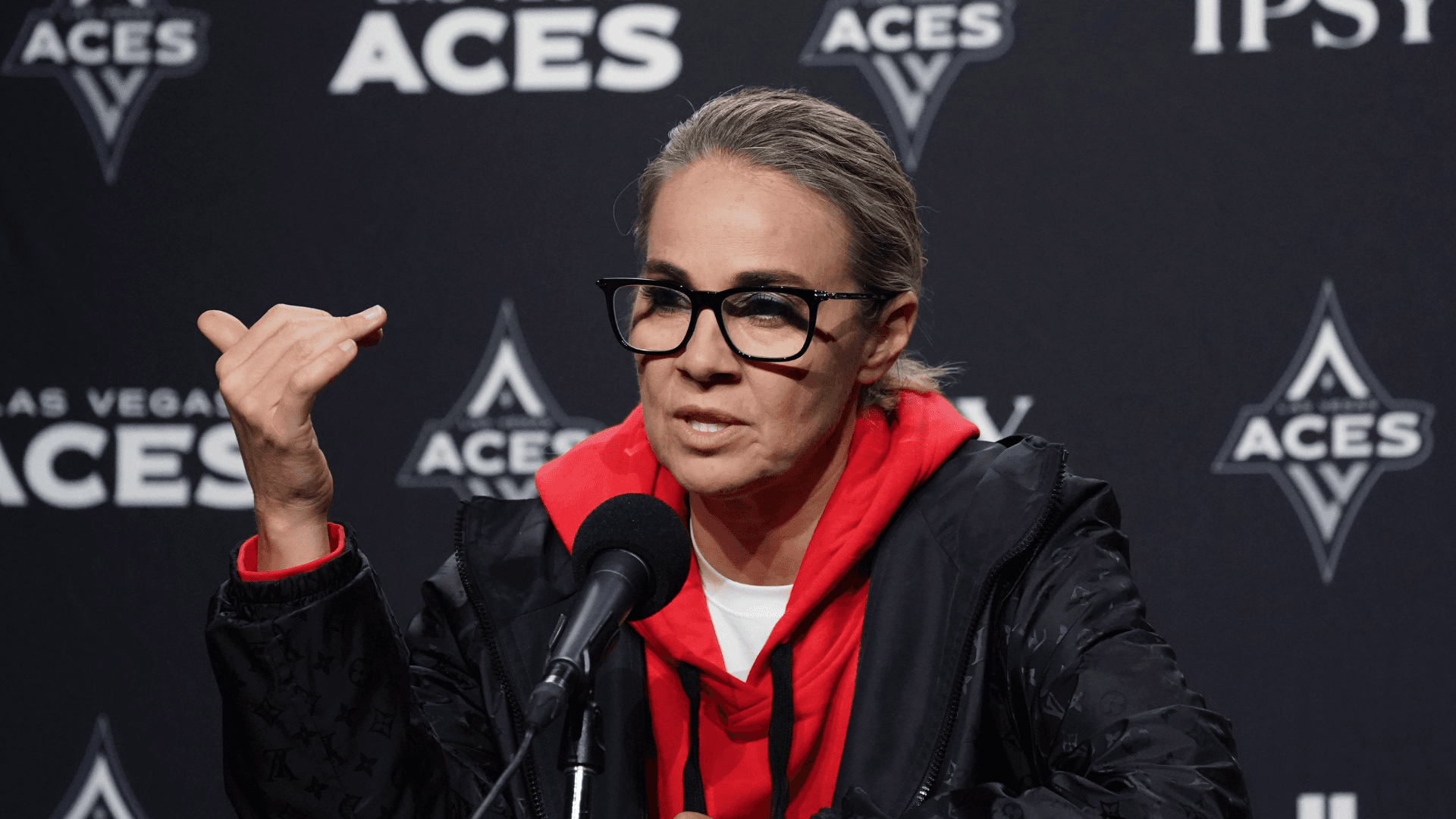 Becky Hammon refuses to apologize for Jalen Brunson '1A' comment after Knicks win title: 'He's an outlier'