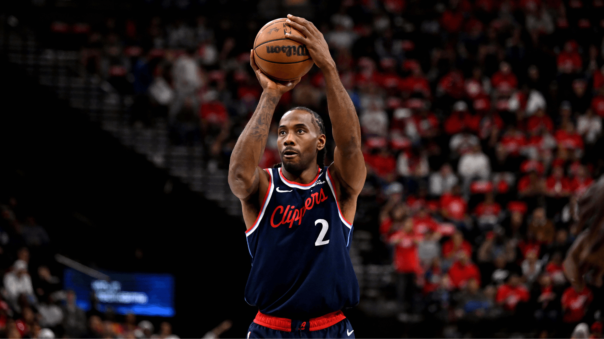 Kawhi Leonard's strange, failed era with Clippers ends with Raptors trade as NBA investigation still looms