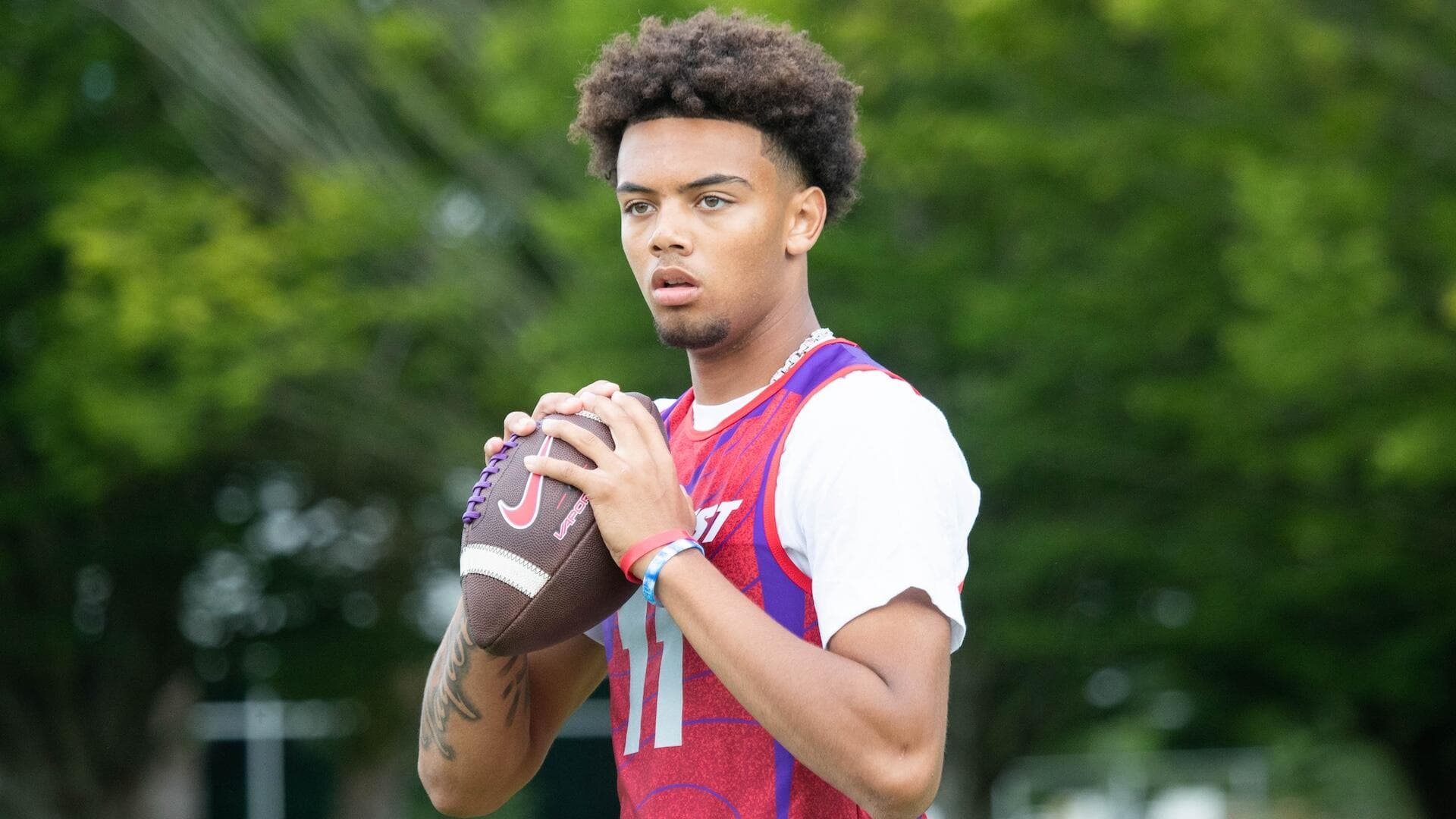College football's 5-star flip candidates: 2027 recruits most likely to switch before Signing Day