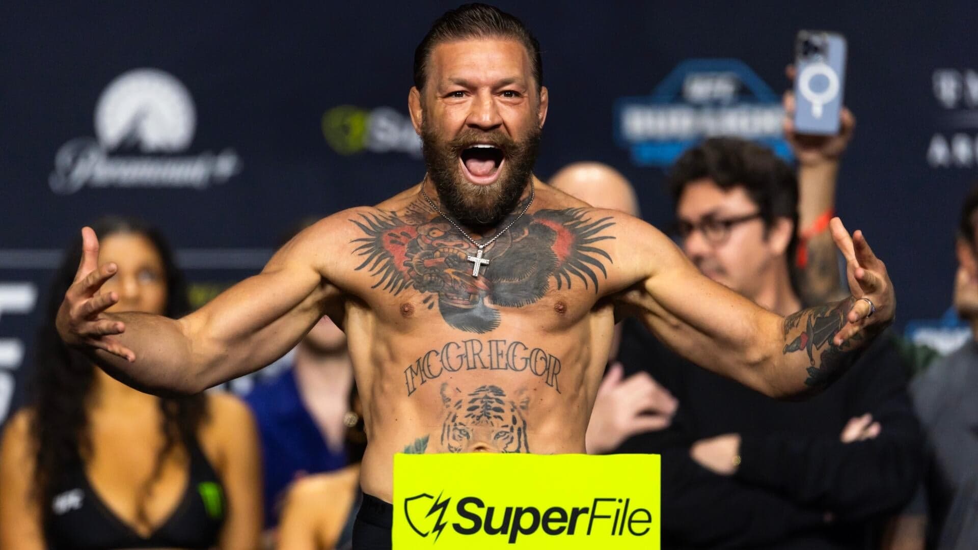 UFC 329 odds, lines, predictions, time: Conor McGregor vs. Max Holloway picks by elite MMA expert