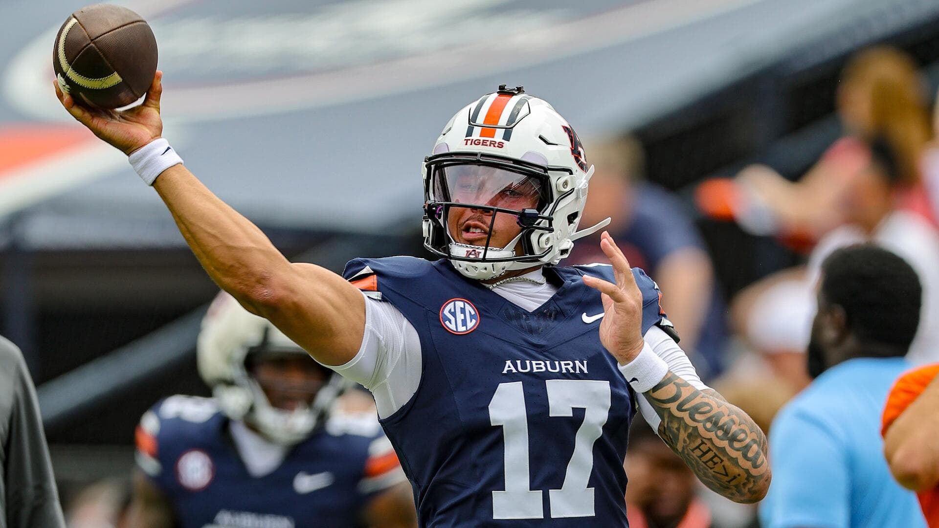 Auburn players set to share roughly $6 million in groundbreaking NIL deal tied to Aflac Kickoff Game
