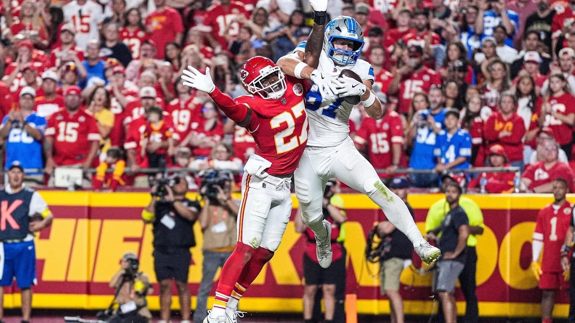 Fantasy football rankings 2026: Sleepers from model that nailed De'Von Achane's huge year