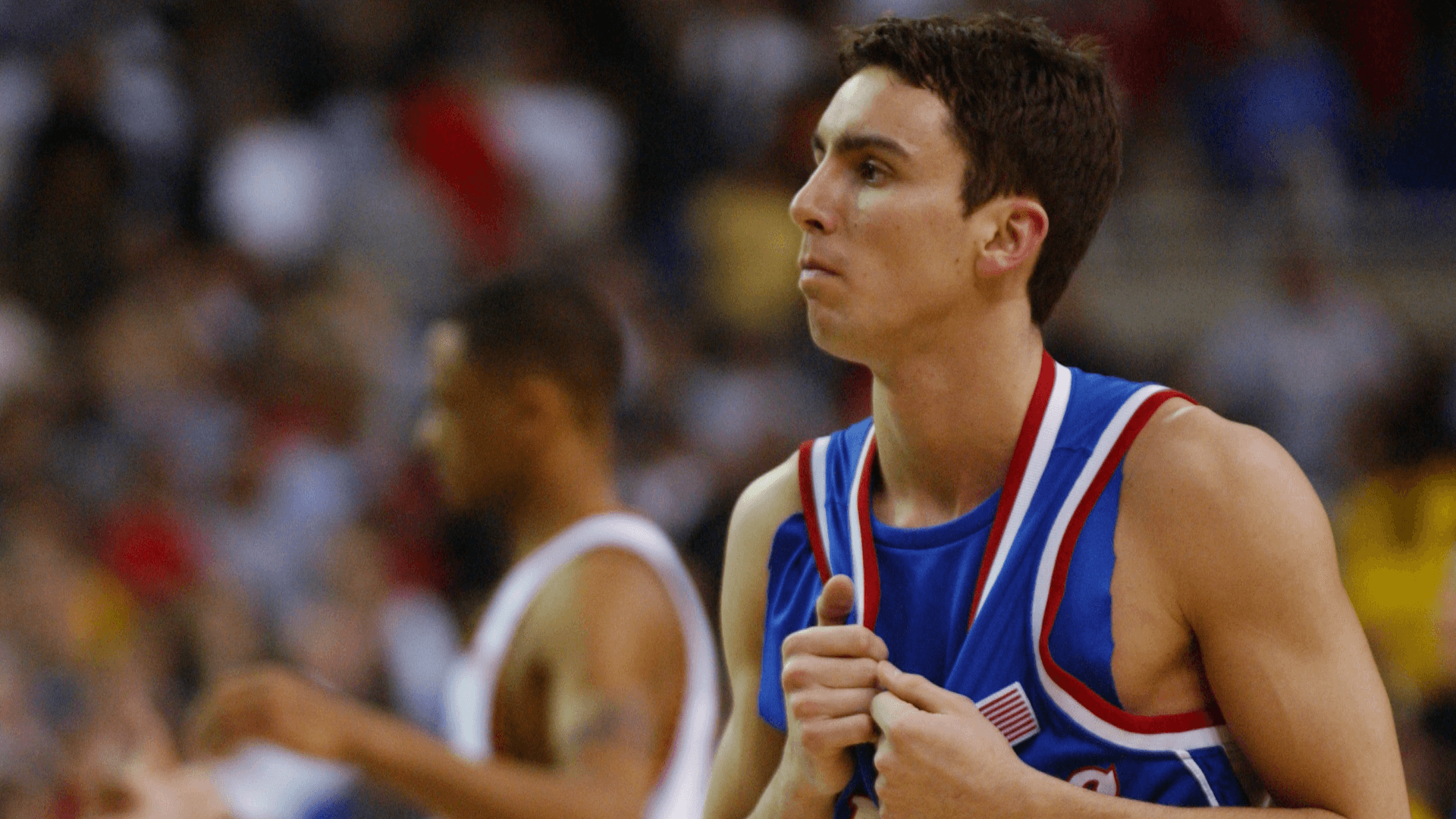 Successful Division II coach, former Kansas player, seriously injured after crashing car into bridge pillar