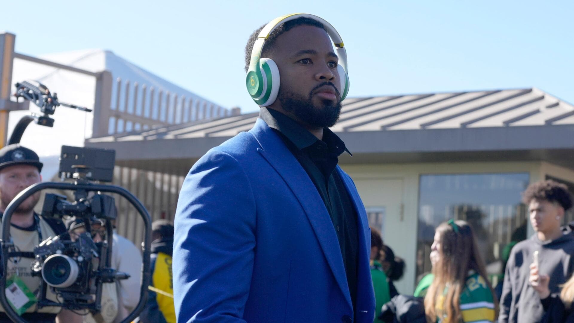 Oregon assistant Ra'Shaad Samples charged with DUII after fleeing crash, claiming to be DeSean Jackson