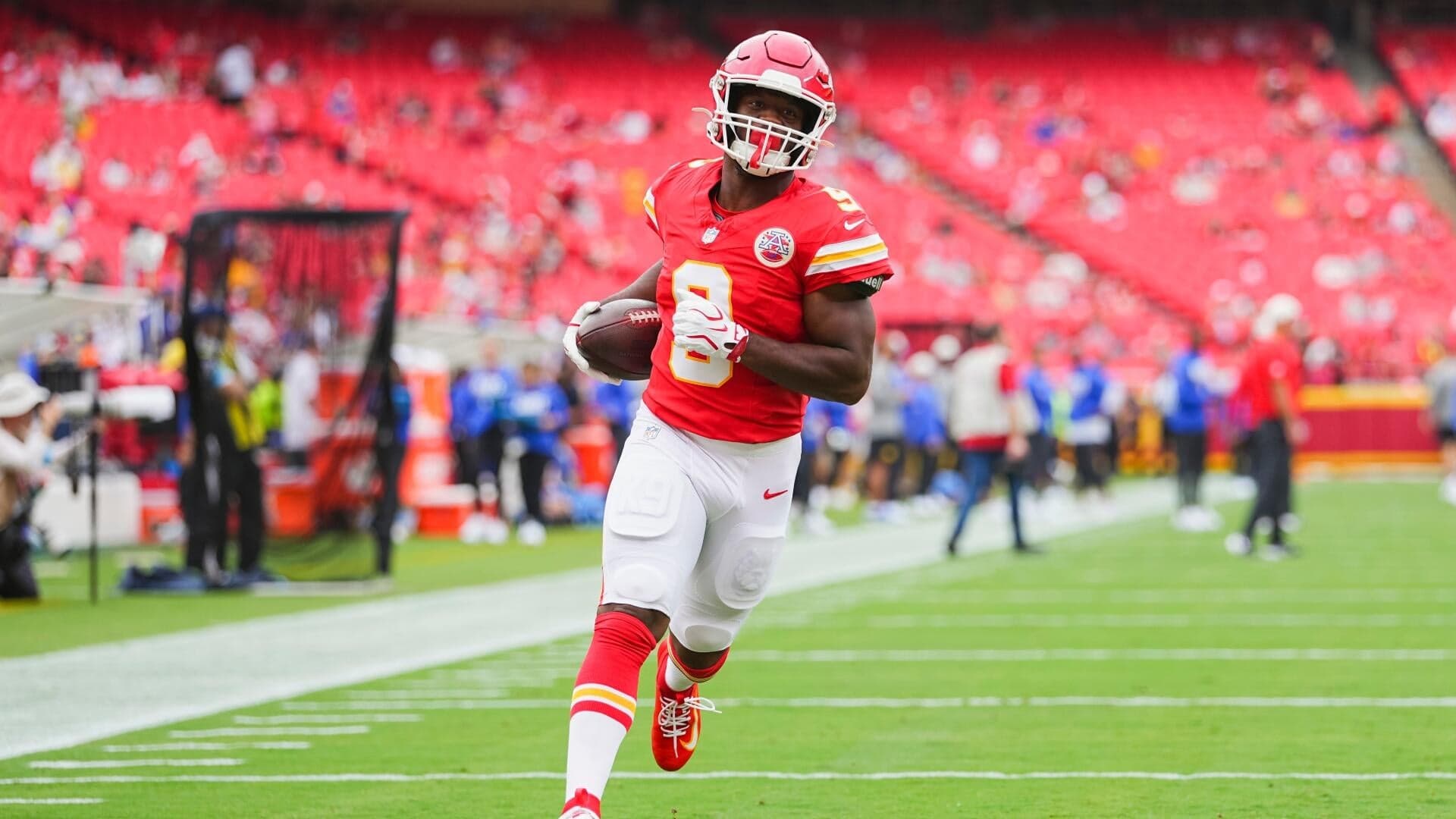 Fantasy football rankings 2026: Sleepers, breakouts, busts by model that predicted Daniel Jones' huge year
