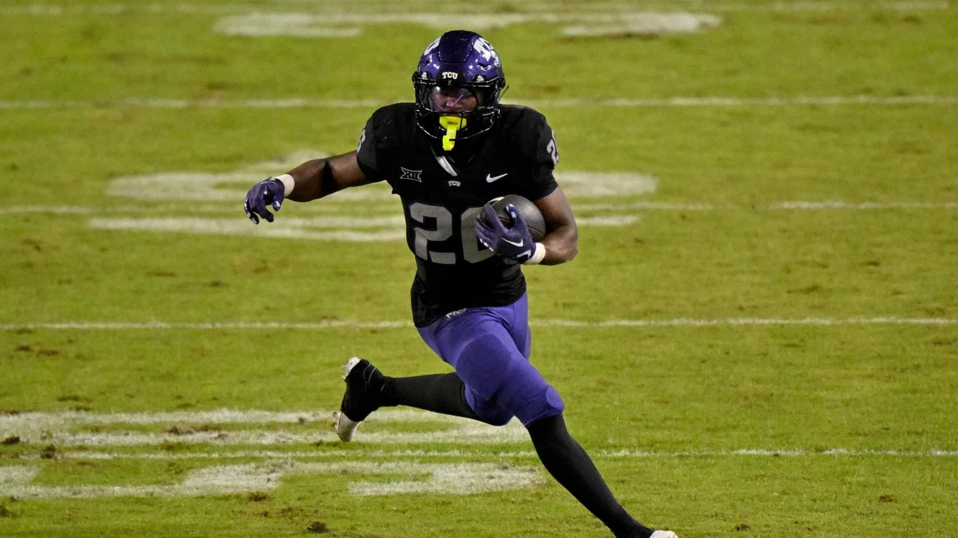 TCU vs. UNC predictions, odds, time: 2026 Dublin game picks, best bets by expert on 22-9 run